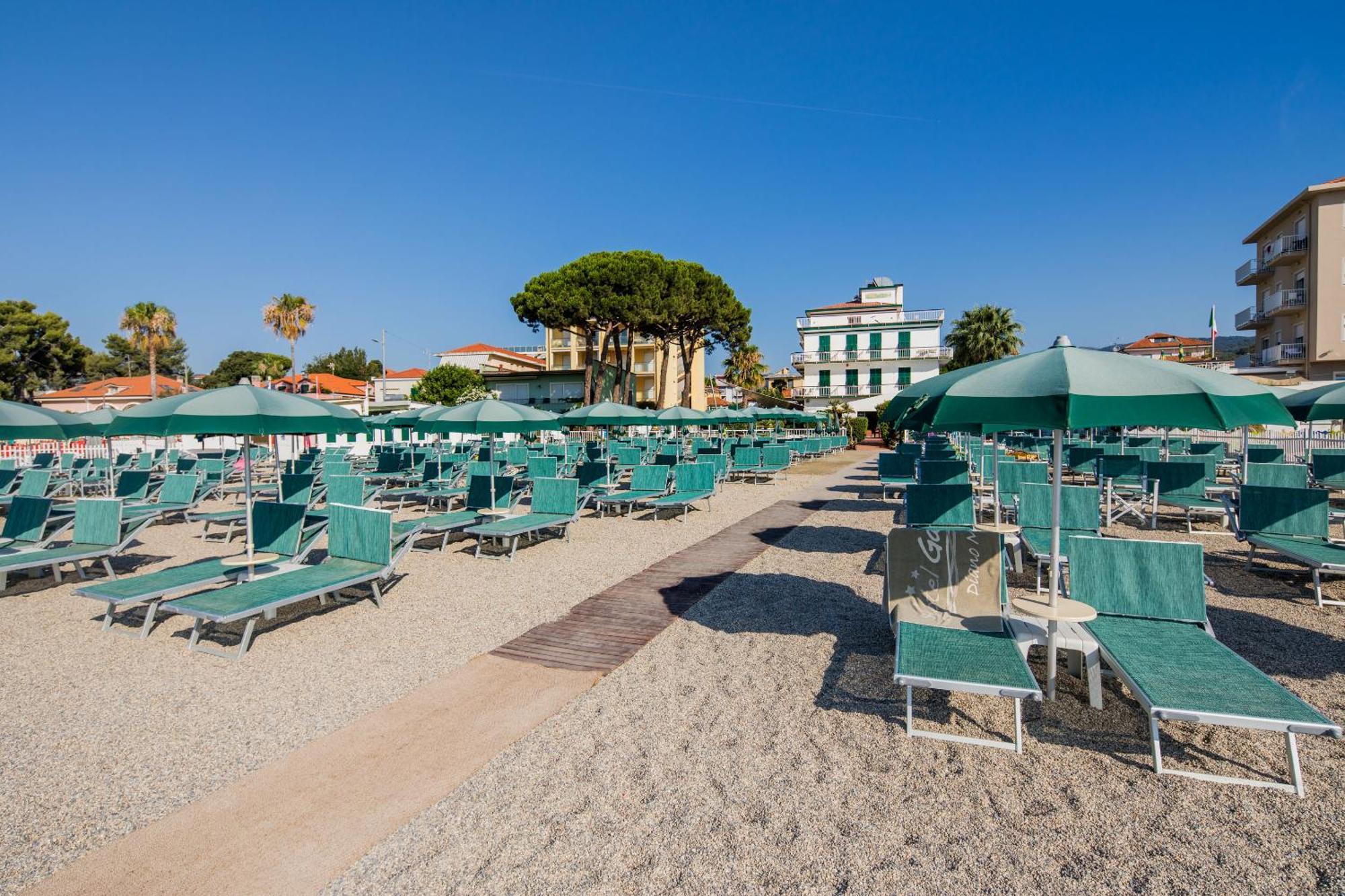 Hotel Gabriella Diano Marina Zewnętrze zdjęcie