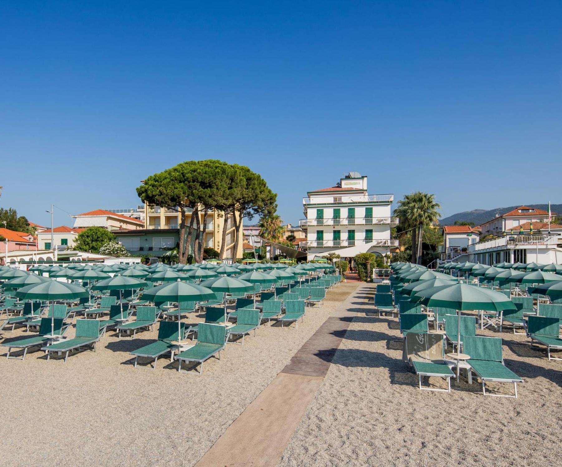 Hotel Gabriella Diano Marina Zewnętrze zdjęcie