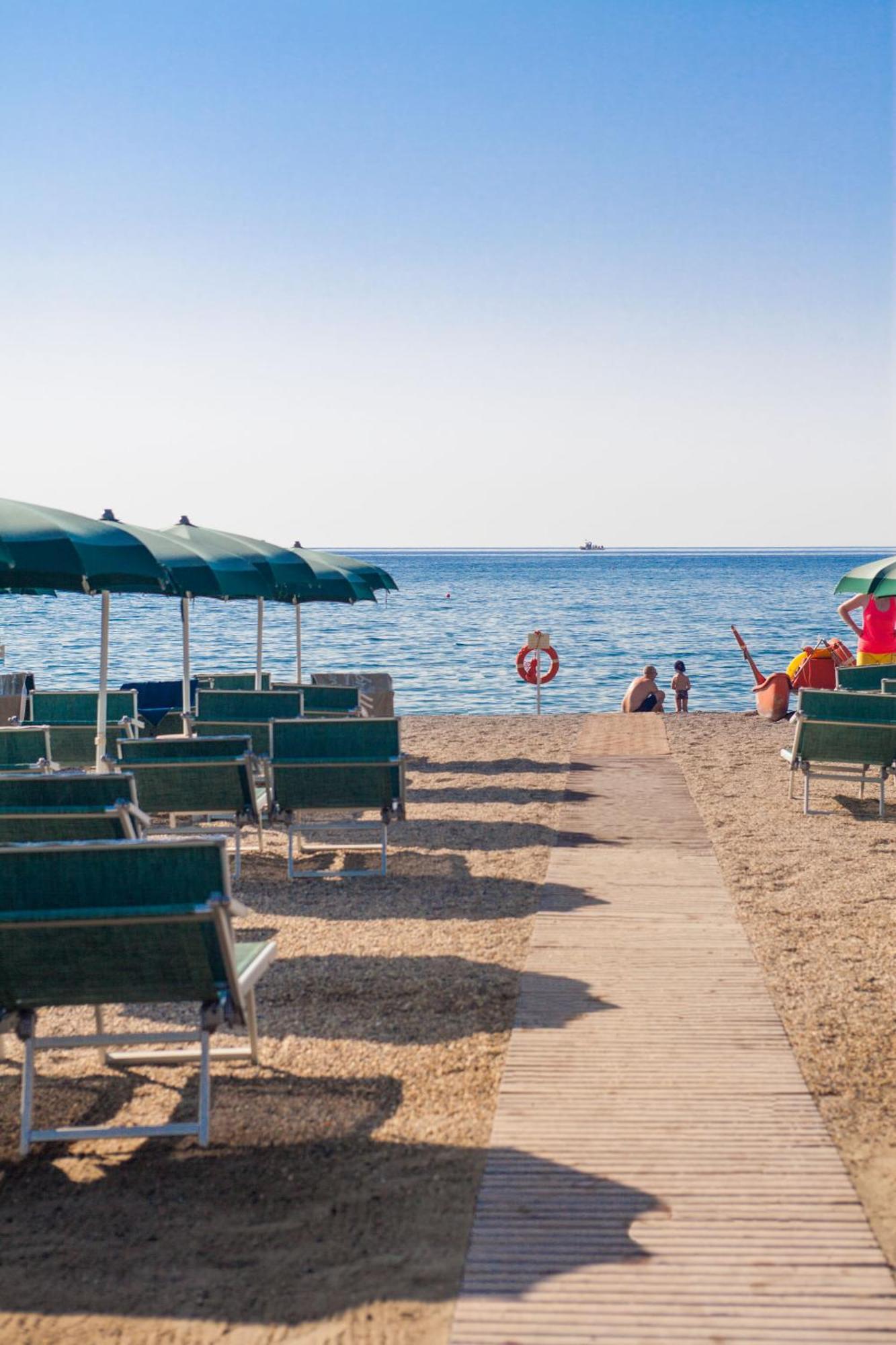 Hotel Gabriella Diano Marina Zewnętrze zdjęcie